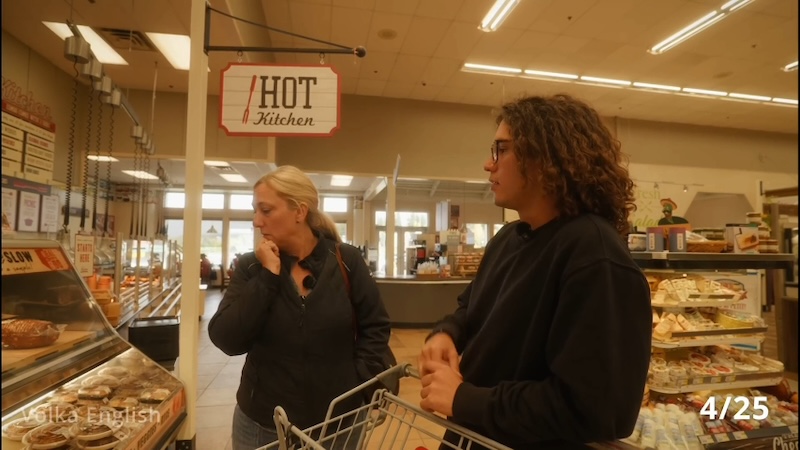 Supermercado de la cebolla: compras de verduras y carne